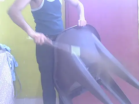 Stubborndesiboy Show in webcam