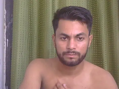 Stubborndesiboy Webcam-Show