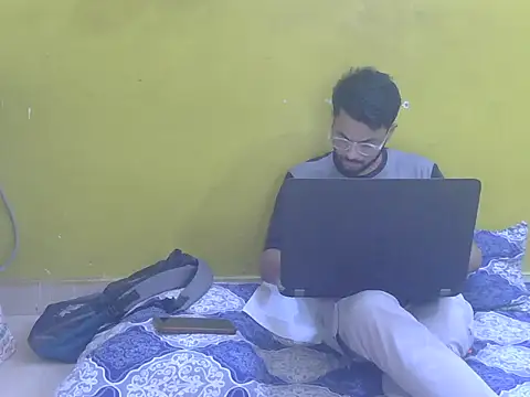 Stubborndesiboy Webcamshow