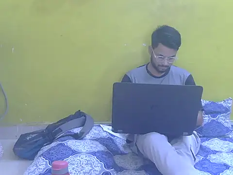 Вебкам-шоу Stubborndesiboy
