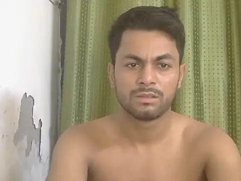Stubborndesiboy 在線直播表演