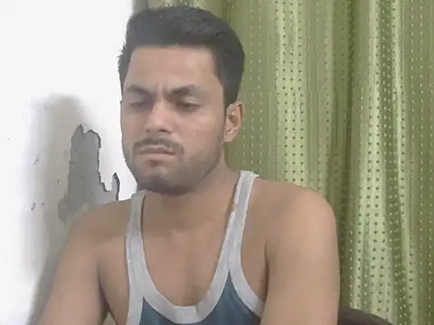 Stubborndesiboy 网络视讯表演