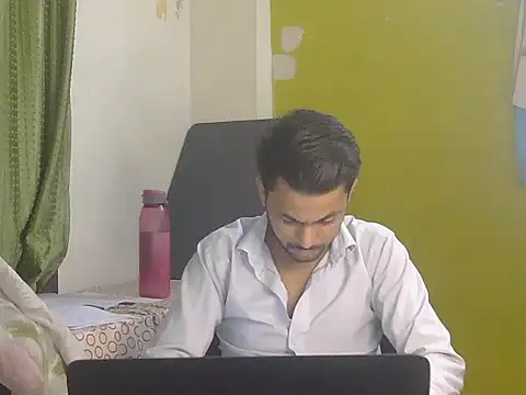 Вебкам-шоу Stubborndesiboy