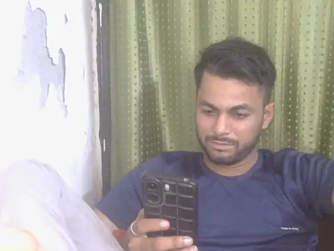 Stubborndesiboy – webcam-show