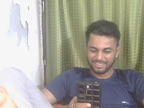 Stubborndesiboy Pertunjukan Webcam