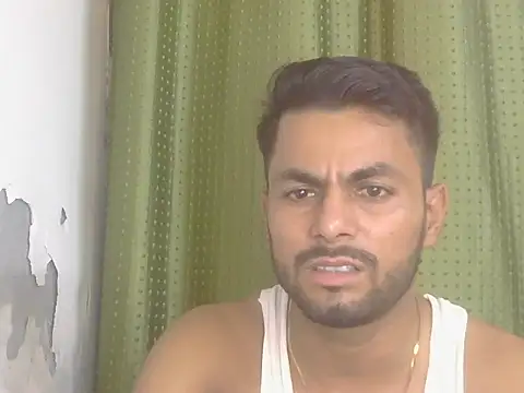Stubborndesiboy webkamerás műsora