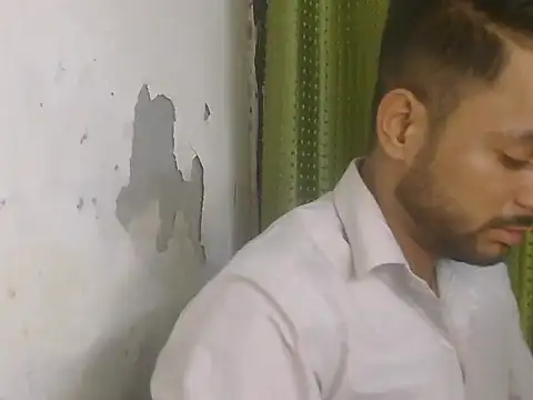 Stubborndesiboy ওয়েবক্যাম শো