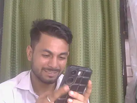 Stubborndesiboy 网络视讯表演