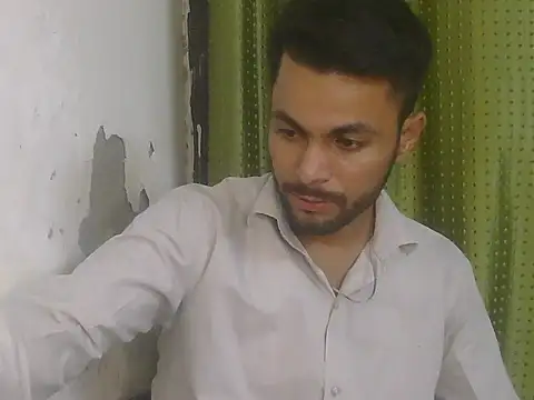 Stubborndesiboy's Webcam Show