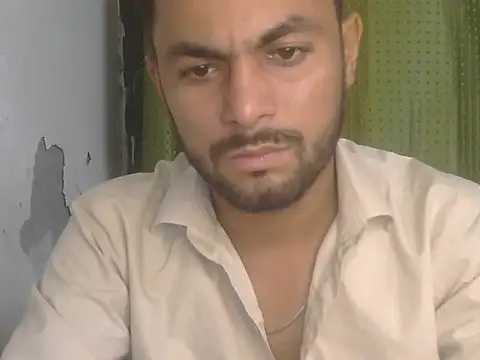 Stubborndesiboy 在線直播表演