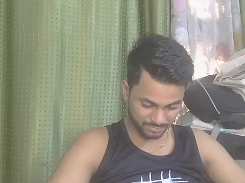 הופעת וובקאם של Stubborndesiboy