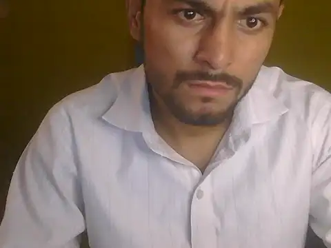 Stubborndesiboy ওয়েবক্যাম শো