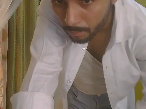 عرض كام Stubborndesiboy