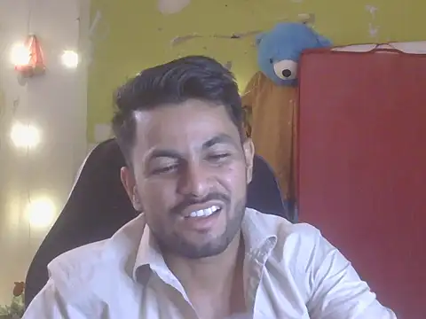 Вебкам-шоу Stubborndesiboy