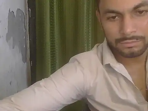 Show modela Stubborndesiboy na web-kameri