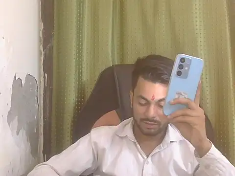 Вебкам-шоу Stubborndesiboy