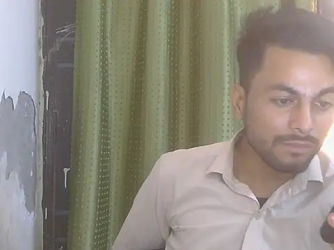 הופעת וובקאם של Stubborndesiboy