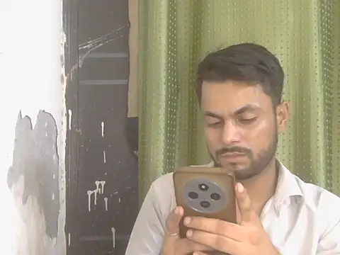 Stubborndesiboyのウェブカメラショー