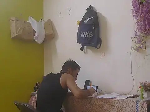 Stubborndesiboy Show Webcam