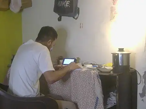 Webkamerová show Stubborndesiboy