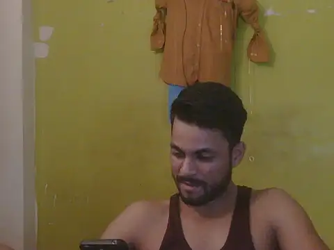 Stubborndesiboy Show in webcam