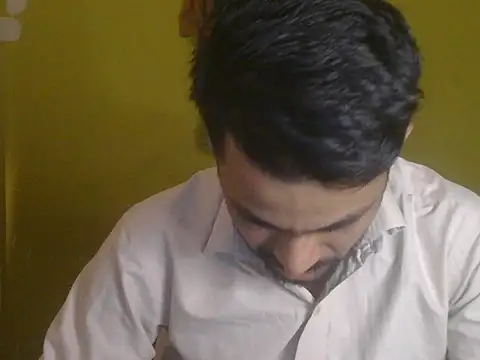 Stubborndesiboy's Webcam Show