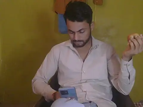 הופעת וובקאם של Stubborndesiboy