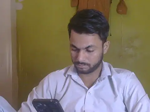 Pertunjukan Kamera Web Stubborndesiboy