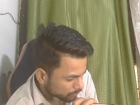 Stubborndesiboy – webcam-show