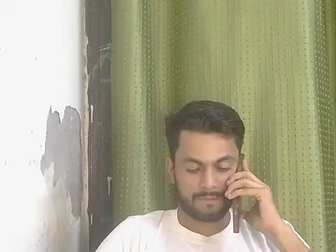 Stubborndesiboy – webcam-show