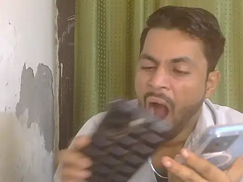 Stubborndesiboy Pertunjukan Webcam