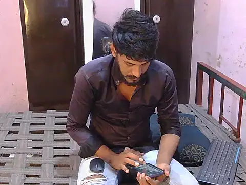 HotXKrishn Webbikameraesitys