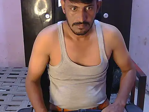 HotXKrish Show in webcam