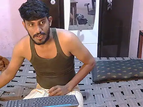 Show modela HotXKrish na web-kameri