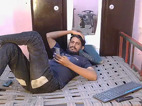 Show de HotXKrish na webcam