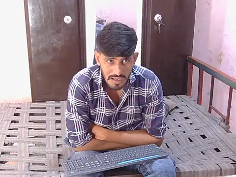 HotXKrish ওয়েবক্যাম শো