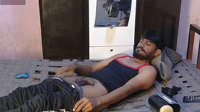 Yuvi_hot webkamerás műsora