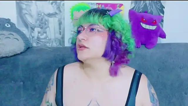 XxGreenGoodxX's Live XXX Chat
