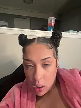 lightskinprincess webcam show