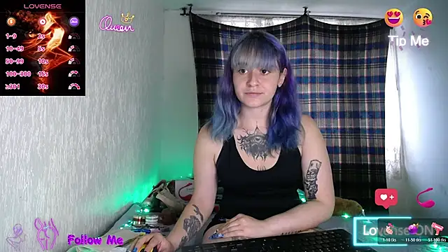 miss_tatta Show in webcam