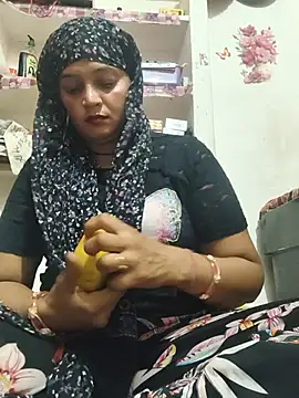 Mohni_love Show in webcam