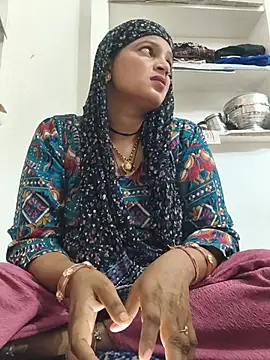Mohni_love Show in webcam