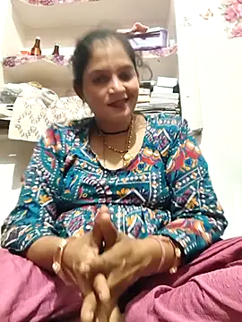 Mohni_love Show Webcam