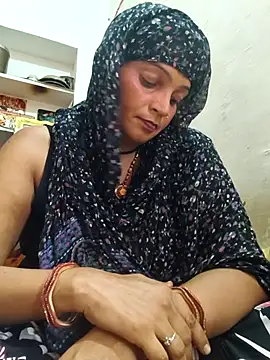 Mohni_love's Webcam Show