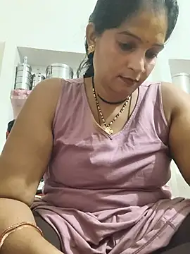 Mohni_love's Webcam Show