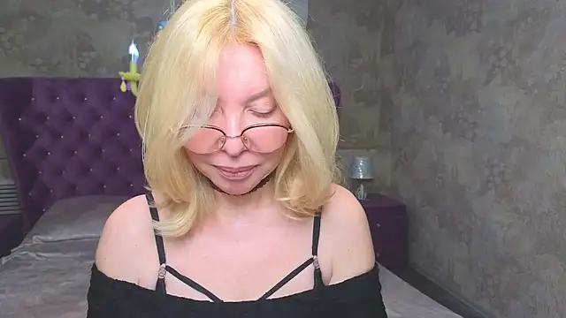Wendy_Waves' Live XXX Chat