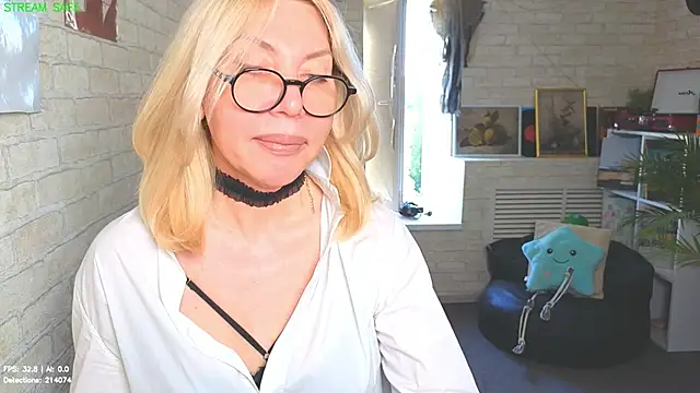 Chat XXX ao vivo de Wendy_Waves