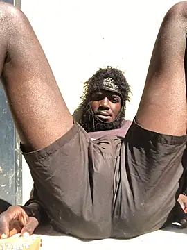 Big_B_Cock_1 Show in webcam