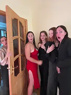 CherryBombs- Шоу с уебкамера