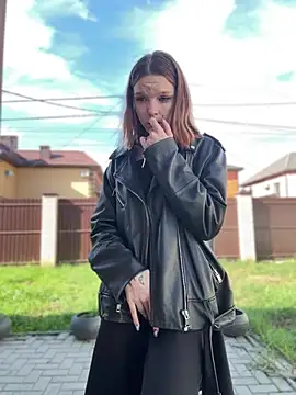 הופעת וובקאם של CherryBombs-